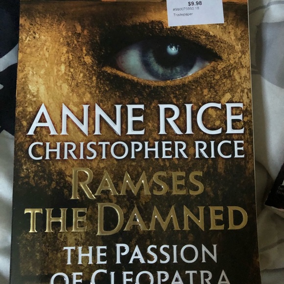 Book bundle - Picture 5 of 5